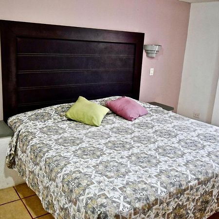 Hotel Posada Centenario إكسميكيلبان المظهر الخارجي الصورة